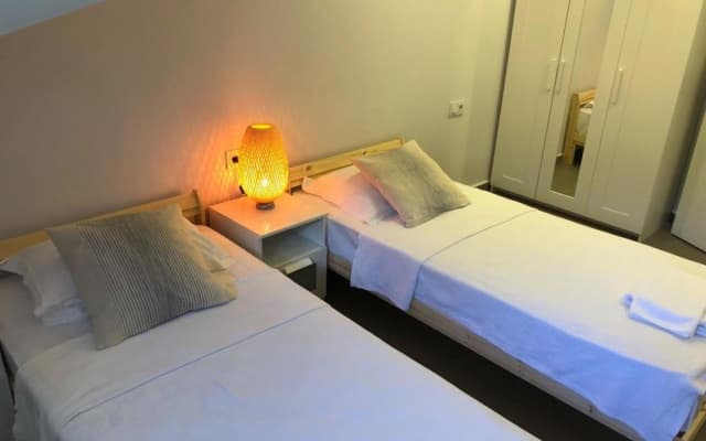Truemar Hotels & Suites