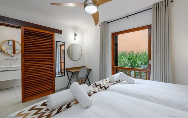 San Lameer Villa Rentals 1933