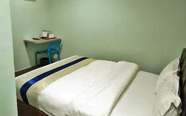 Summer Hotel
