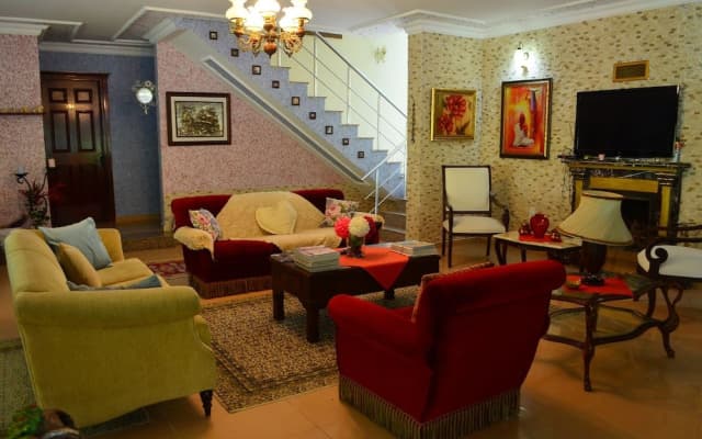 Destina Boutique Hotel