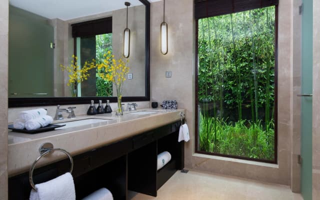 Banyan Tree Tengchong