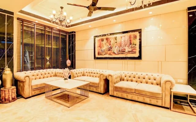 Urban Cliff A Boutique Hotel