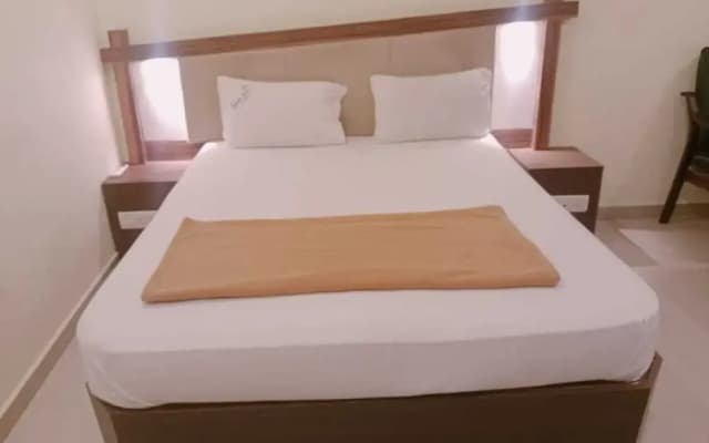 Temple City lakeinn