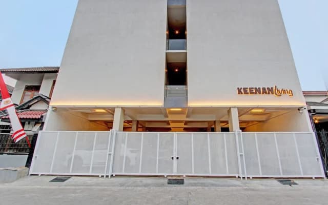 Super OYO Capital O 92987 Keenan Living Perumnas