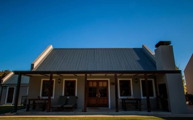 Dolittle Cottages