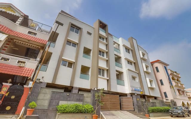 Fab Hotel Rithikha Inn