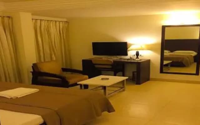 Hotel Aditya Palace