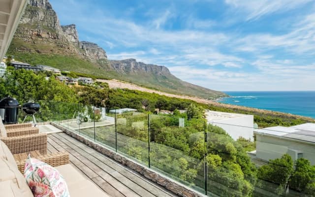 Stylish Camps Bay Home With Sea Views Beleza Villa