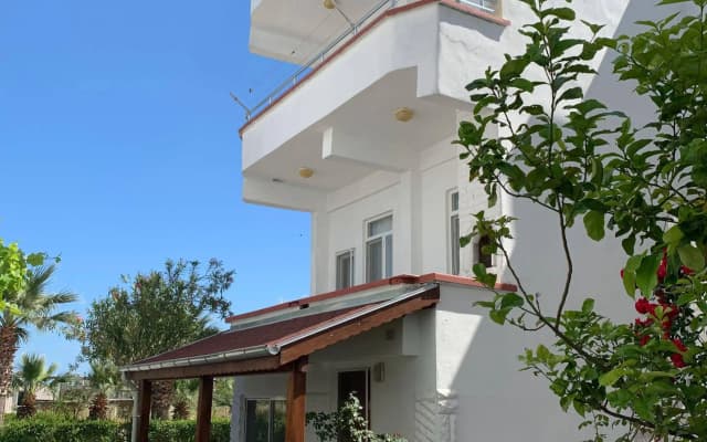 Altinkum Tatil Koyu