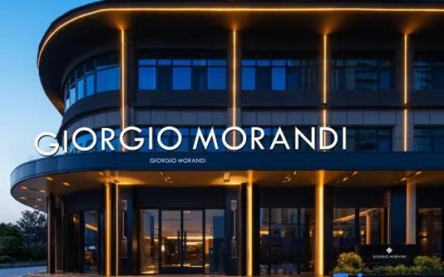 The GiorgioMorandi Hotels (Huangting Road Boya Jun)