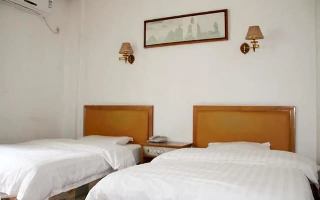 Pod Inn (Huangshan Railway Station)