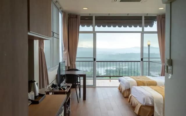 The private 2 @ khao kho