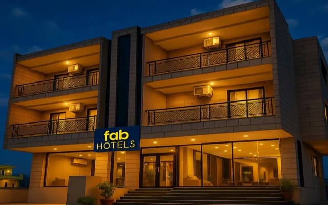 Fabhotel Prime The Golden Petals & Banquet