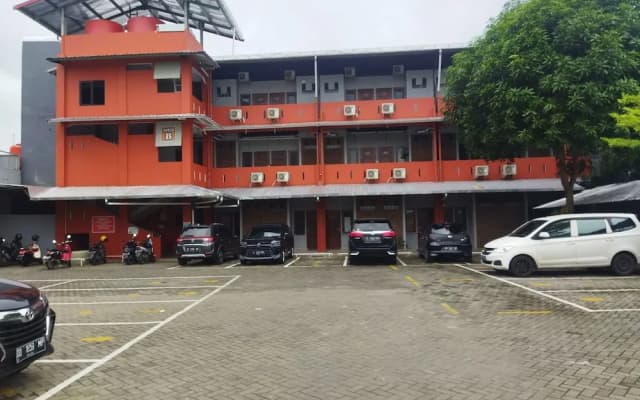Hotel O Kost Orange Syariah