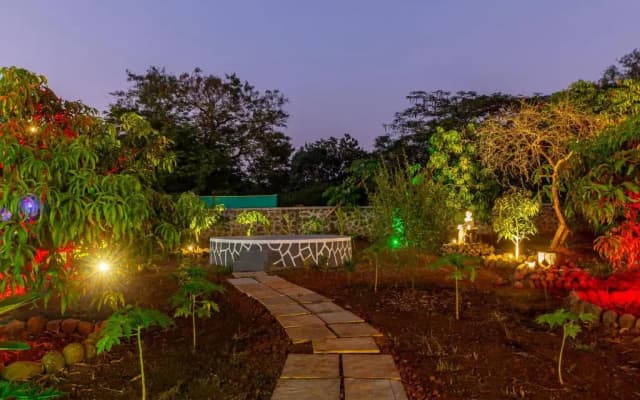 Saffronstays Apricus Farm, Karjat