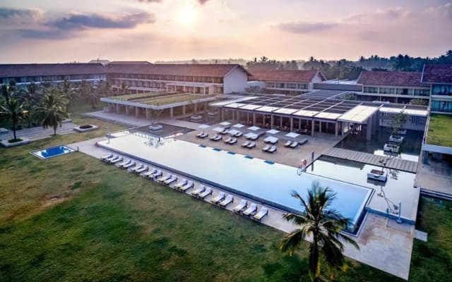 Курортный отель Amaya Beach Pasikudah