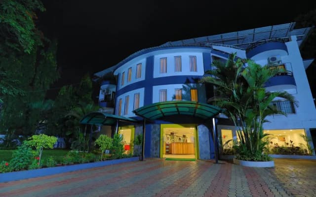 Strand Resort