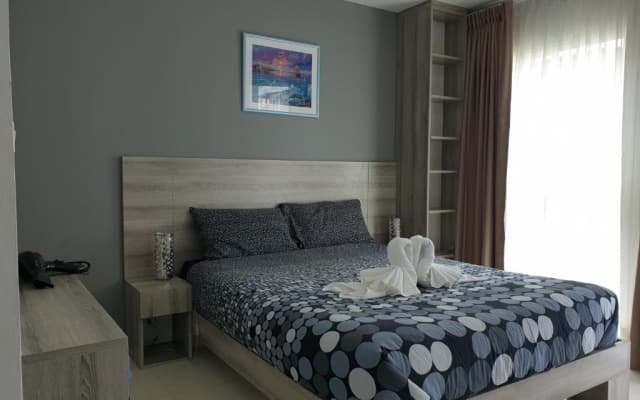Grandblue condominium 106,302