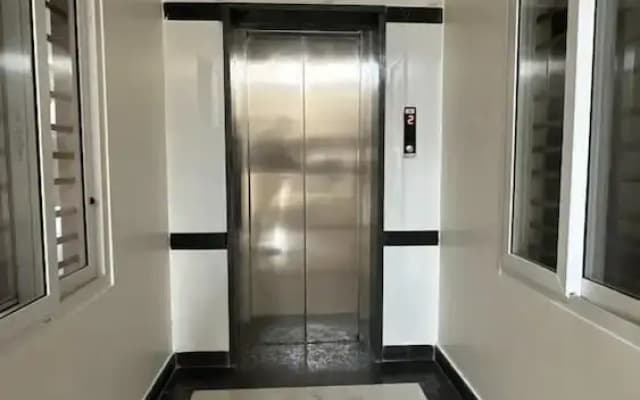 AR Suites