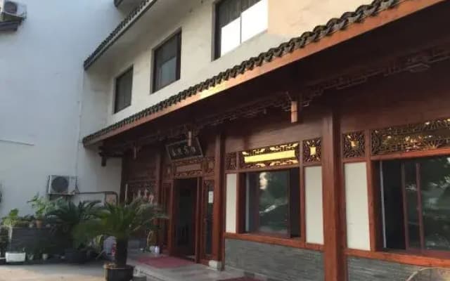 Haining chunxi hotel