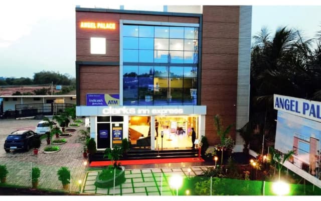 Clarks Inn Express Sirkazhi