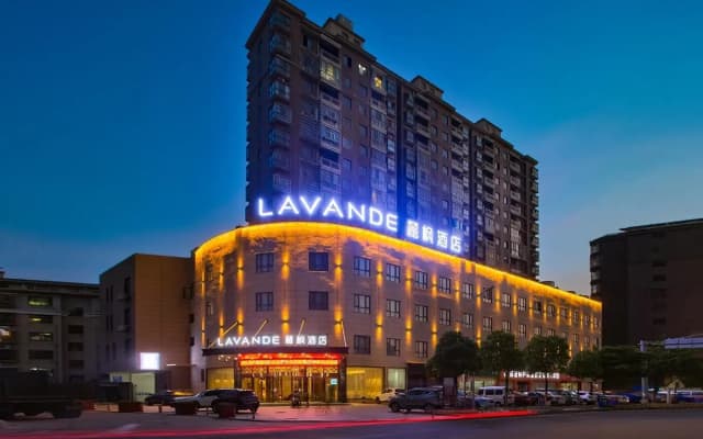 Lavande Hotels Nanchang Liantang Xiaolan Industrial Park