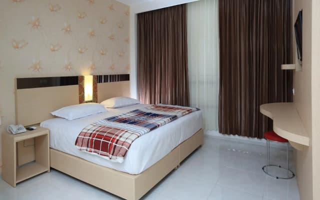 Dewarna Sutoyo Malang