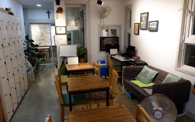Haru The Guesthouse Hostel
