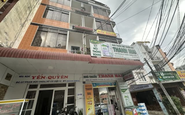 OYO 1233 Yen Quyen Hotel