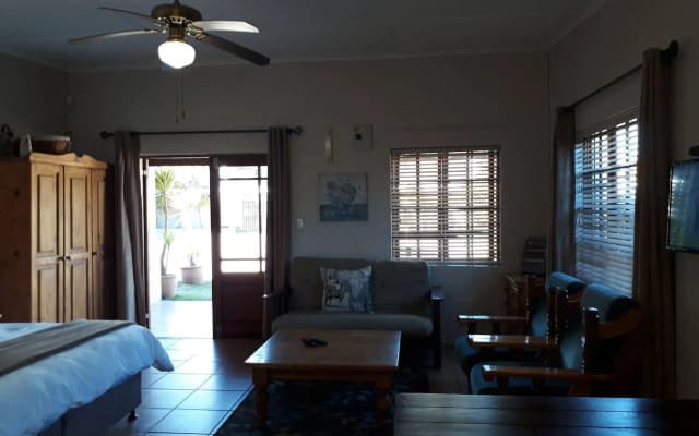 Tourist Lodge Gansbaai