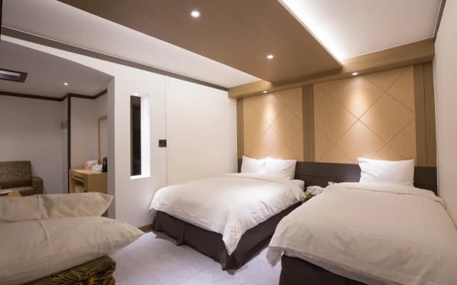 Hotel Bom