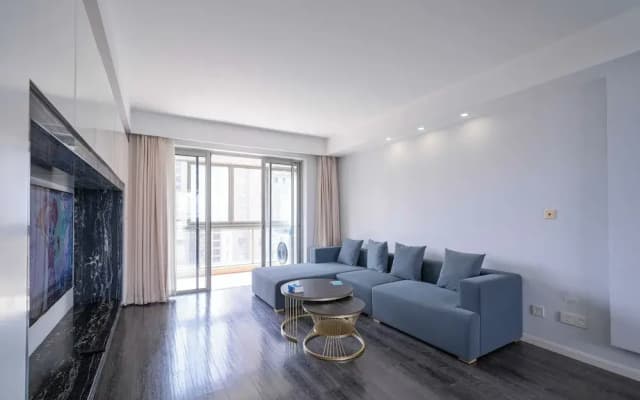 Tyms Luxury 3BR 2BA APT Riverside