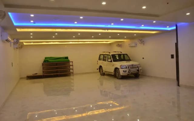 Anjali Mahal Hotel