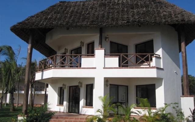 Sea Cliff Resort & Spa
