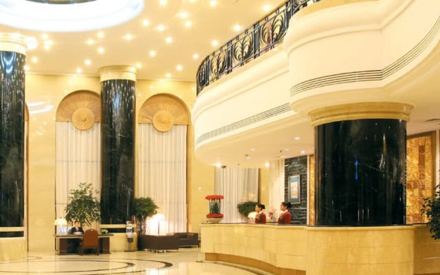 Dalian Liangyun Hotel