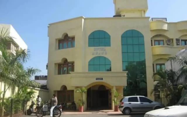 Bajaj Residency by OYO Rooms