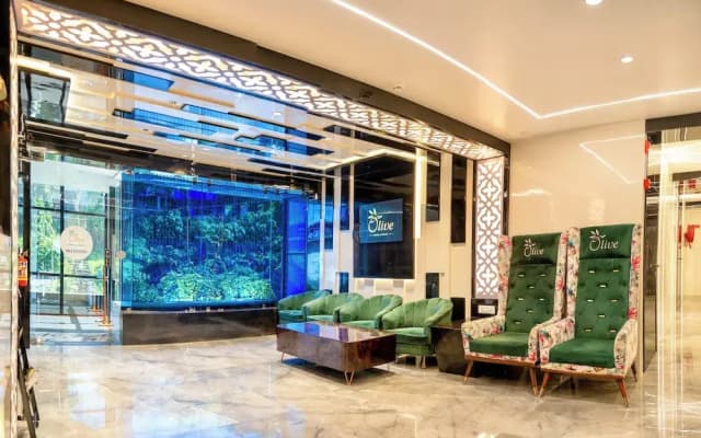 Olive Hotel & Suites