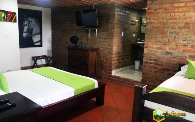 Finca la colmena de don juaco