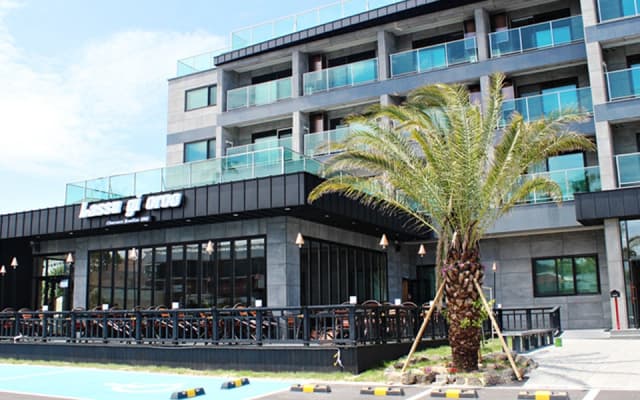 The Blue Jeju Pool villa Resort