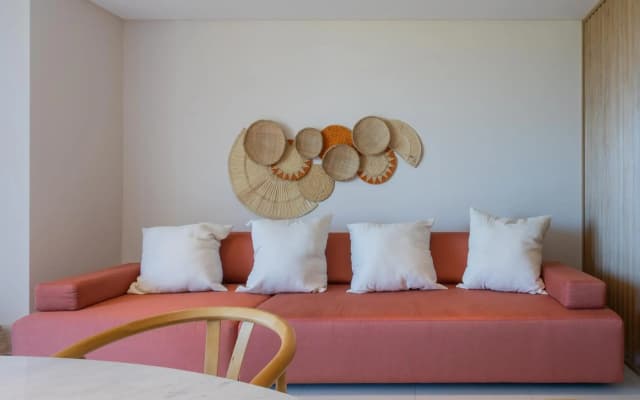 Acqua Residences Luxury Collection