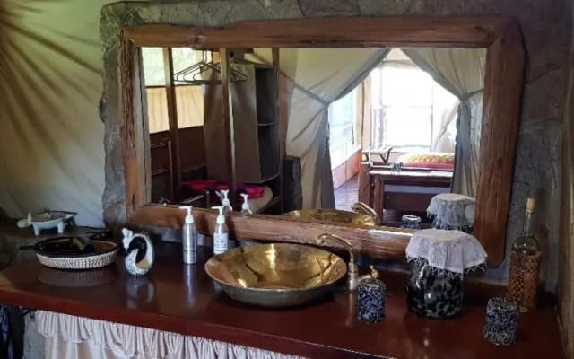 Mara Siria Tented Camp & Cottages