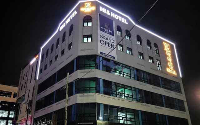 Hi&Hotel