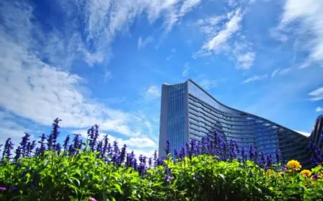 Lavender Garden, Howard Johnson International Hotel Kunming Flower City