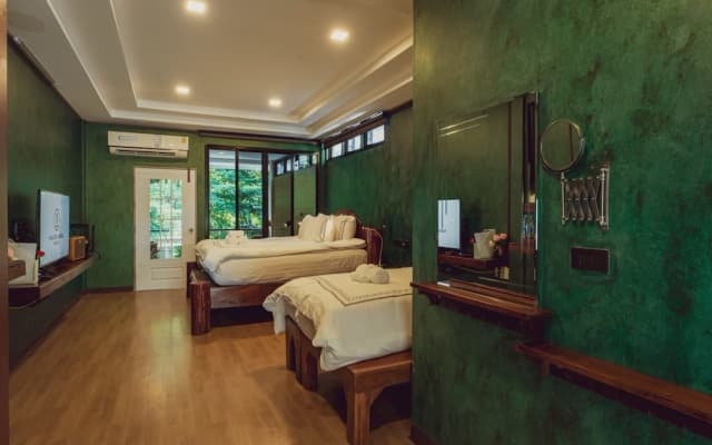 Namtok Sarika Resotel