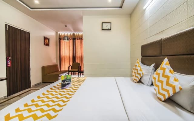 FabHotel Golden Days Club