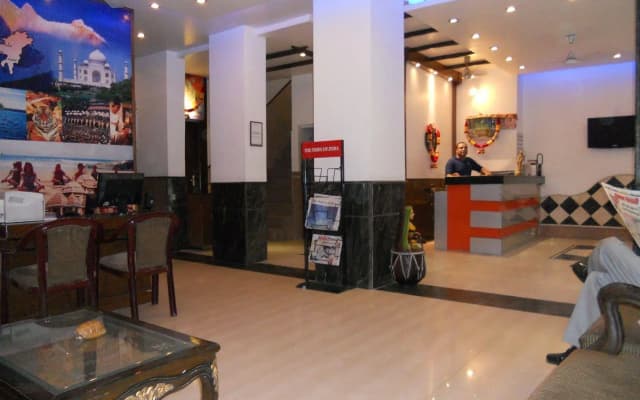 Hotel Amax Inn
