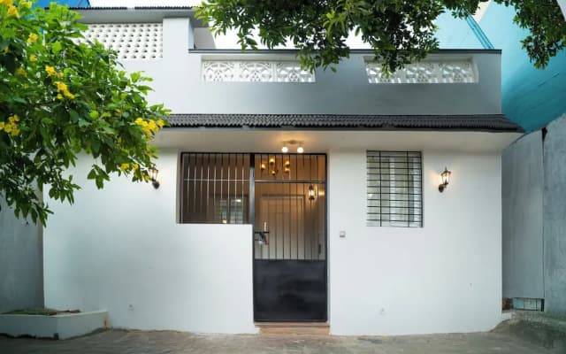 Eden Garden By Jolly Homes