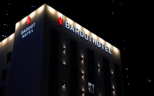 BON Hotel