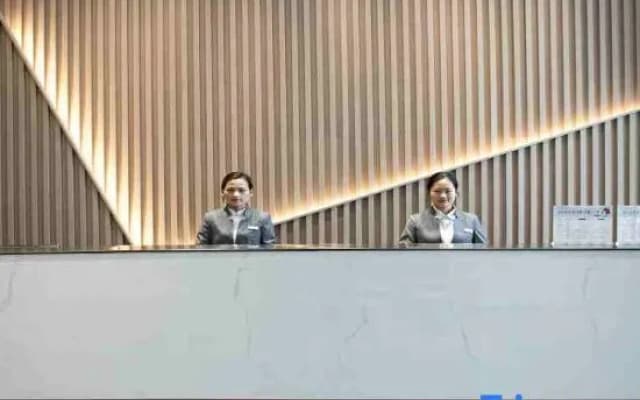 Homeinn · neo (Yancheng North Bus Station Shenxin Mingcheng)