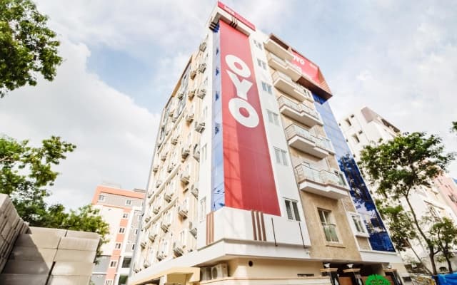 OYO 72073 Imperial Guest House